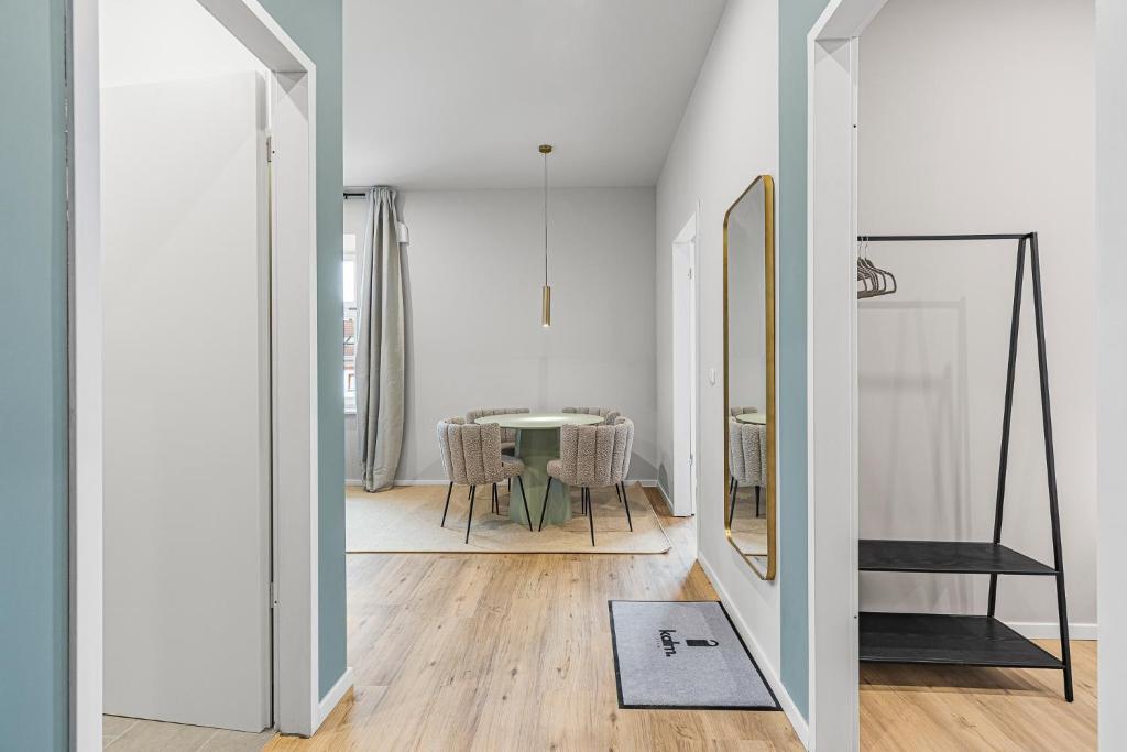 kalm stay - a design Aparthotel - Resim 14