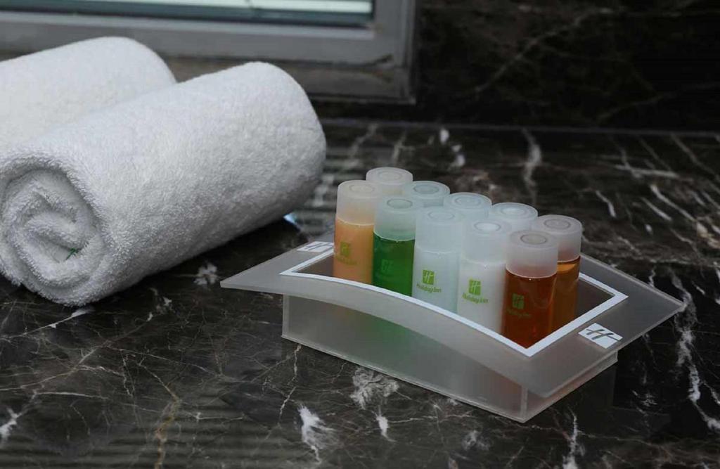 Holiday Inn Express Istanbul-Altunizade by IHG italokat is kínál