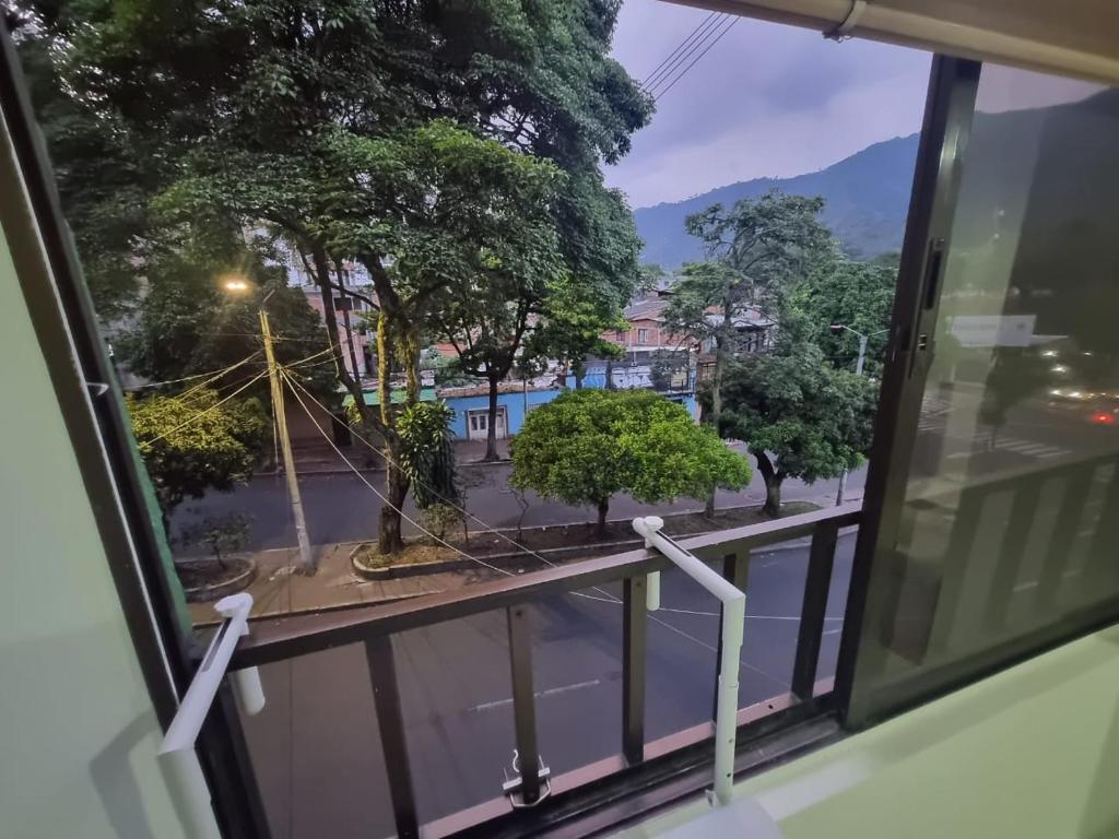 a view from a window of a street at Apartamento El Rosal in Ibagué