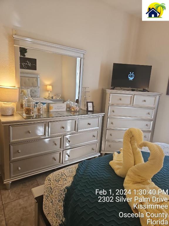 Adventures With A Mouse - moments to Disney! - Two-Bedroom Apartment