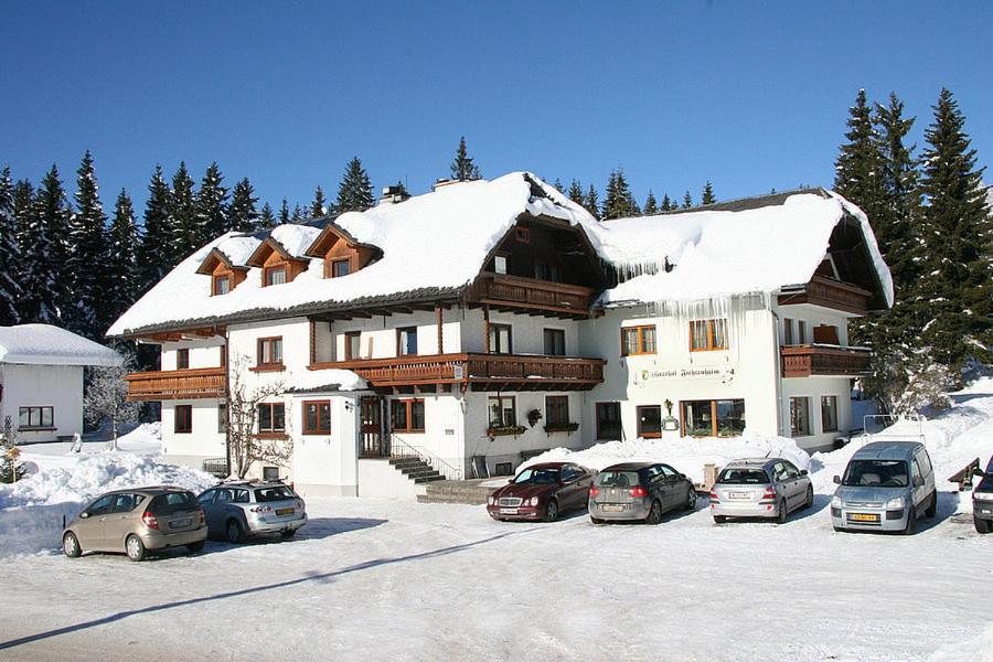 Alpengasthof Fichtenheim v zimě