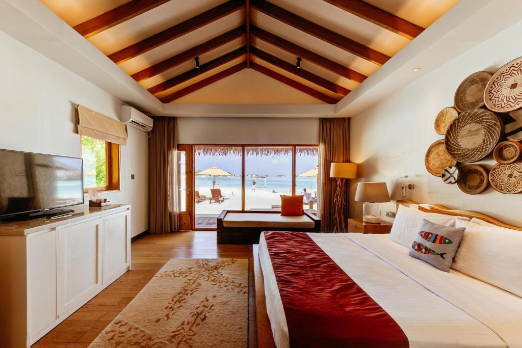 Cinnamon Dhonveli Maldives - Complimentary Speedboat Return for 2 pax on 7 nights or more stays valid to 31 Oct 2027 & up to 2 kids stay free - View 27
