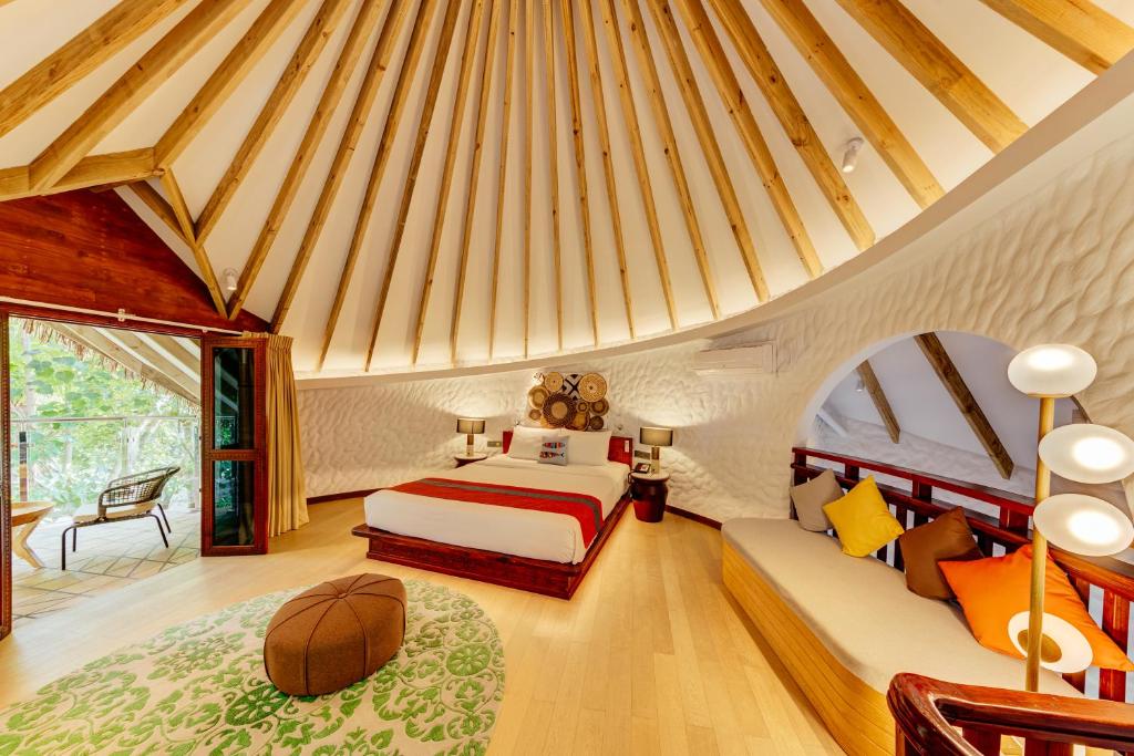 Cinnamon Dhonveli Maldives - Complimentary Speedboat Return for 2 pax on 7 nights or more stays valid to 31 Oct 2027 & up to 2 kids stay free - View 38