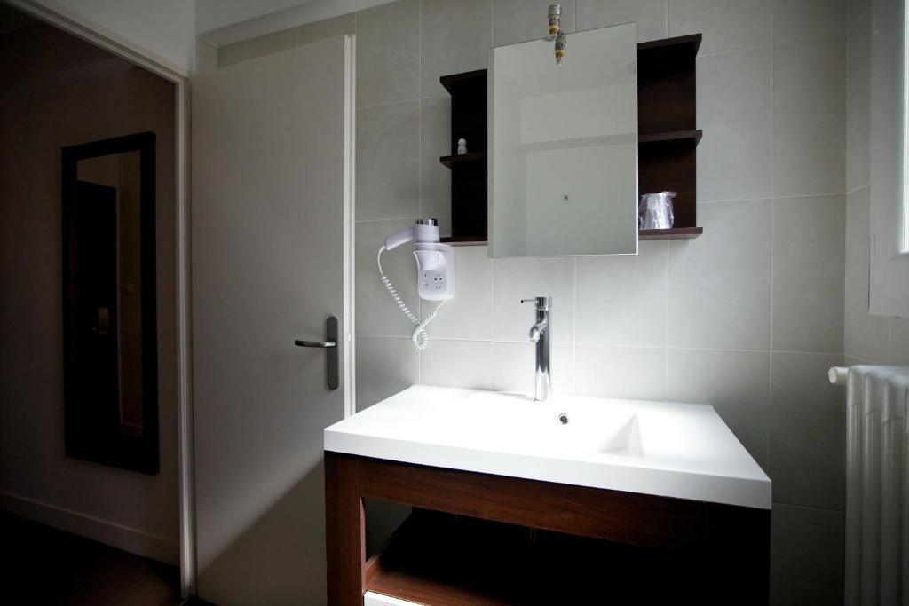 Hôtel Montchapet Dijon Centre - Resim 11