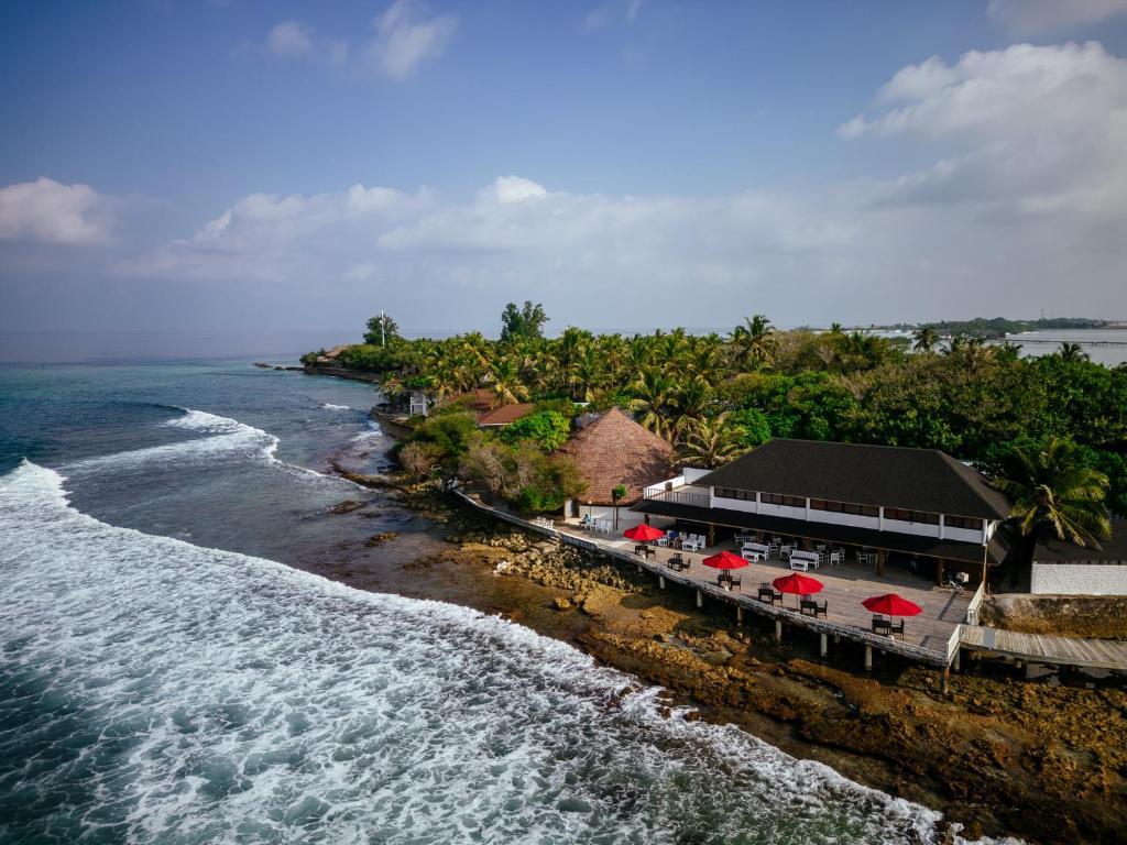 Cinnamon Dhonveli Maldives - Complimentary Speedboat Return for 2 pax on 7 nights or more stays valid to 31 Oct 2027 & up to 2 kids stay free - View 41