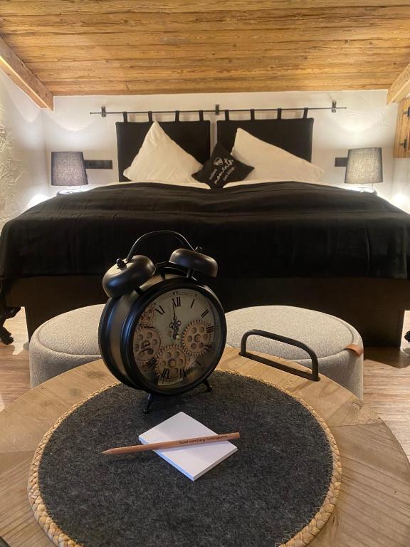 Postel nebo postele na pokoji v ubytování Hotel Sonnberg