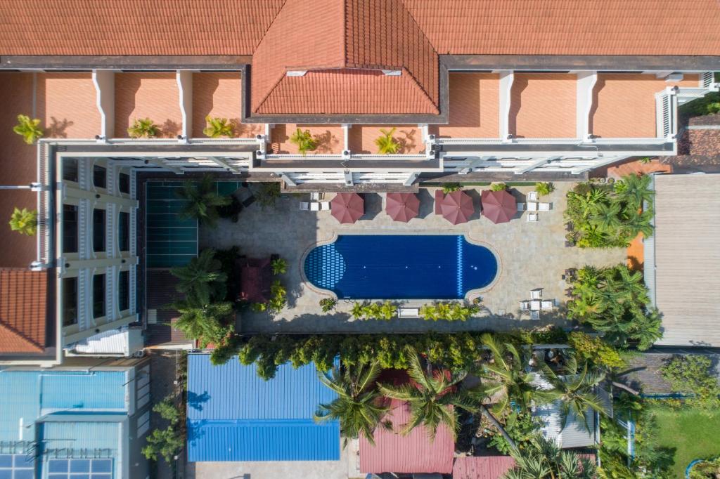 Bazén v ubytování Monoreach Angkor Hotel nebo v jeho okolí
