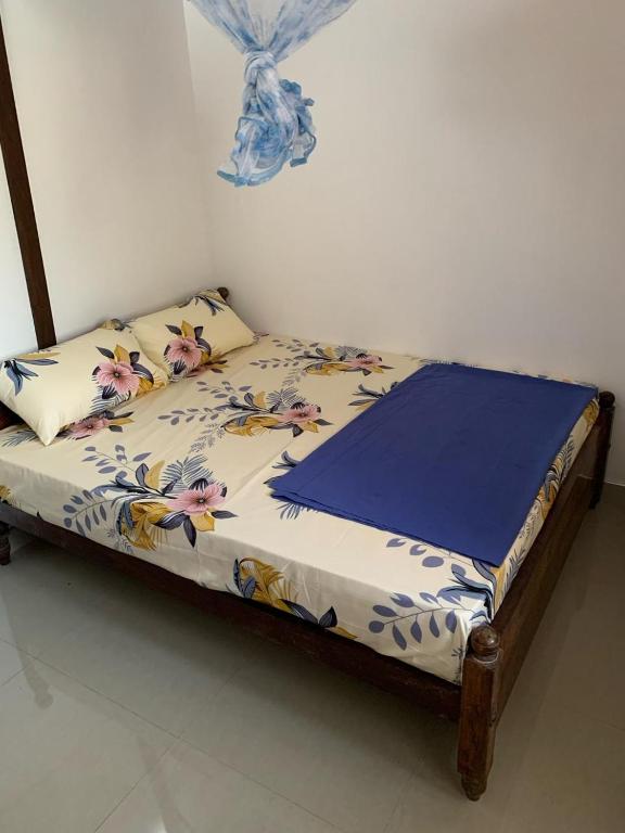 Postel nebo postele na pokoji v ubytování Serendip Villa Holiday HomeTalalla Sri Lanka