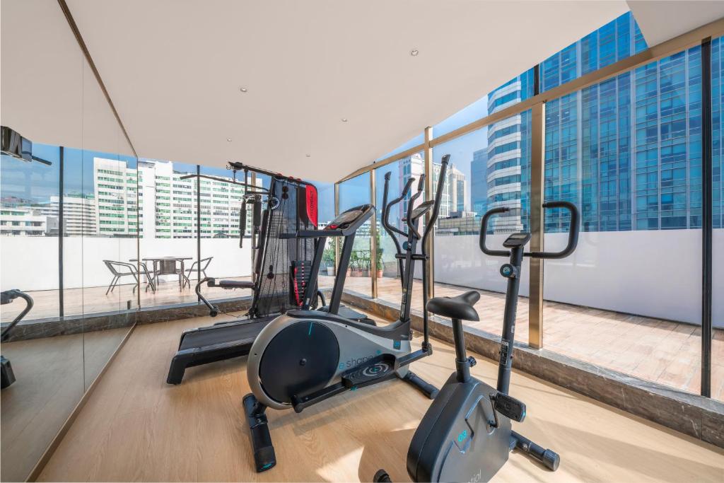Fitness centrum a/nebo fitness zařízení v ubytování Insail Hotels Guangzhou Beijing Road Pedestrian Branch