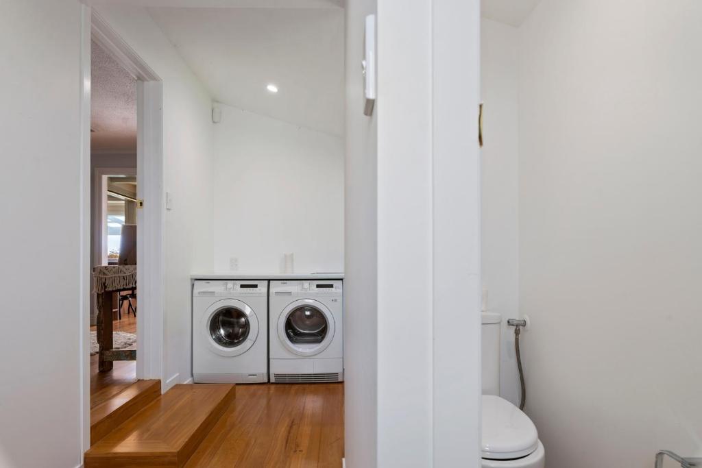 Ngongotaha Lakeside Home - Resim 21