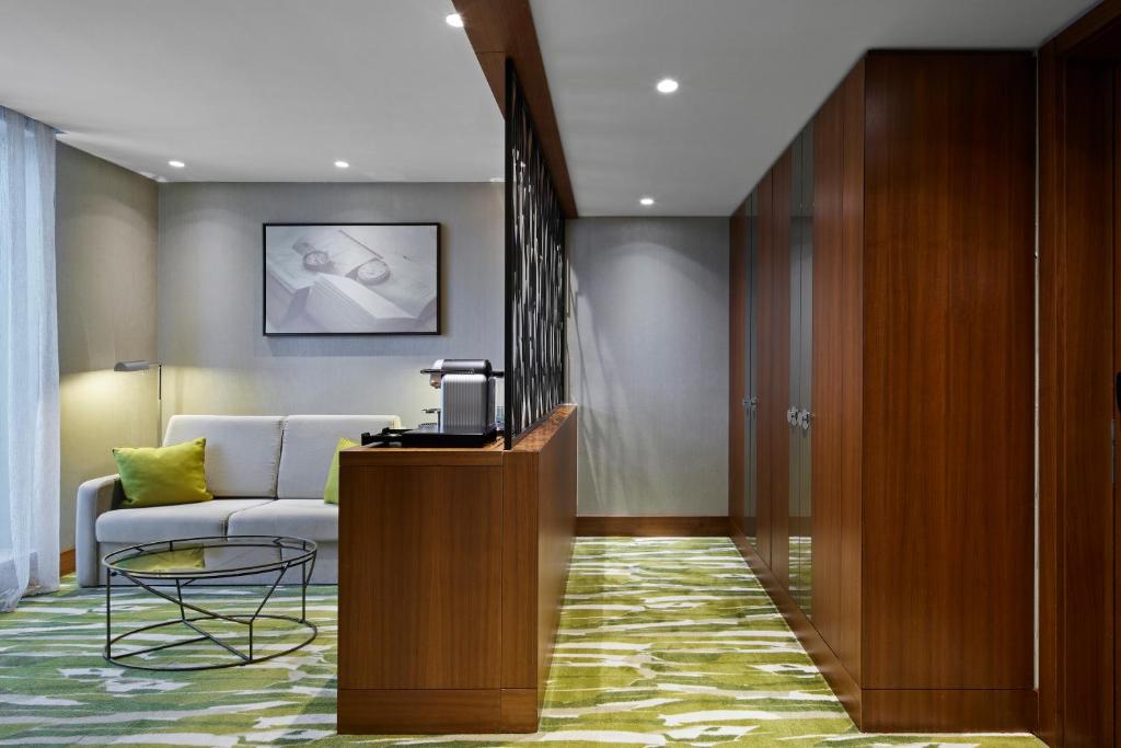 TITANIC Chaussee Berlin - Resim 33