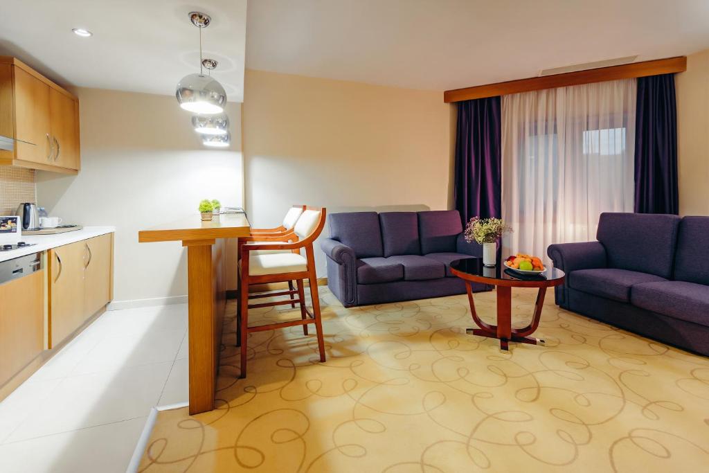 Dedeman Oskemen Tavros Hotel - Apartment