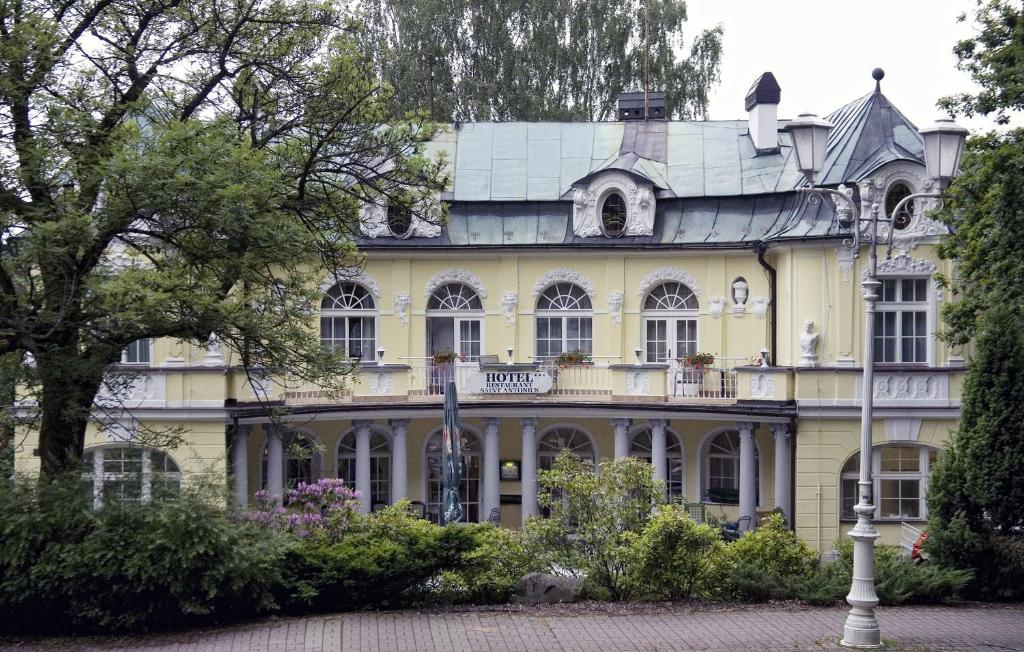 Budova, kde se hotel nachází