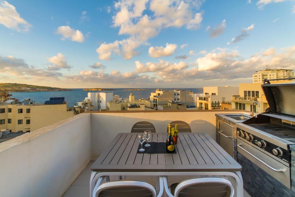 Sunset And Sea Views Apart St Paul's Bay Happy Rentals, St. Paul's