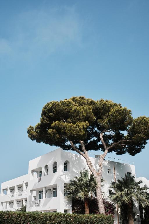 O edifício em que o apart-hotel se localiza