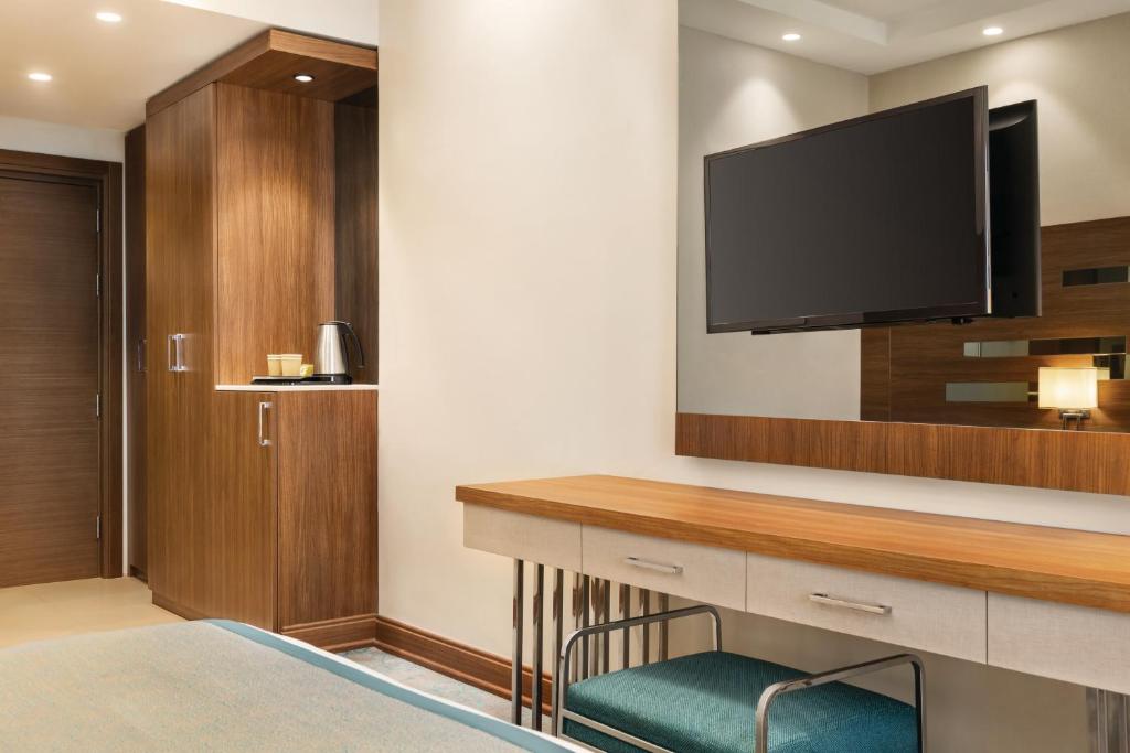 RAMADA BY WYNDHAM MAKKAH ZAD AL RAWDA