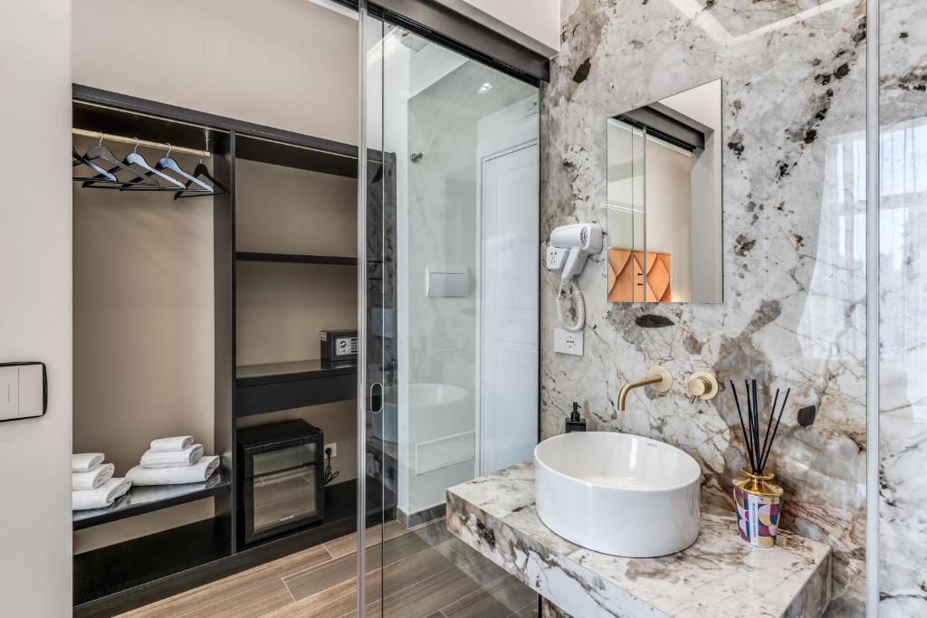 ATAROOMS Suites Napoli - 11