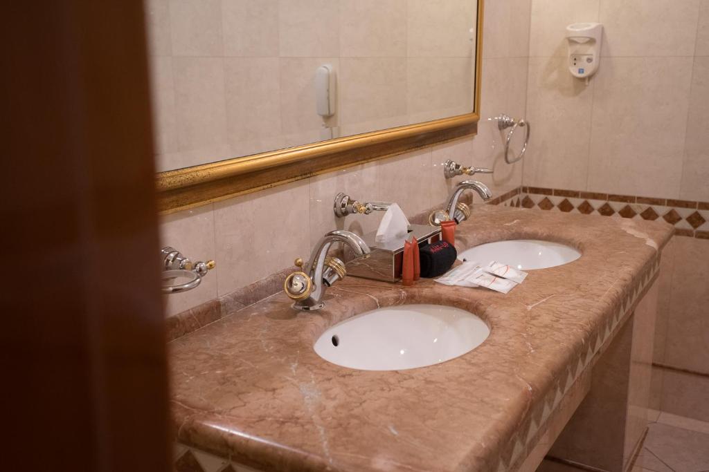 Fotografie z fotogalerie ubytování Hotel Golden Palace v destinaci Göd