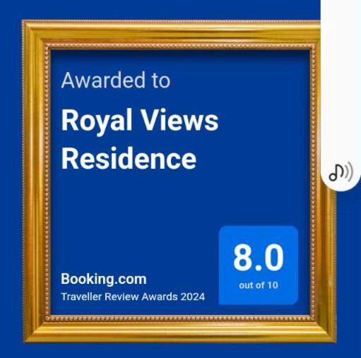 Certifikát, hodnocení, plakát nebo jiný dokument vystavený v ubytování Royal Views Residence