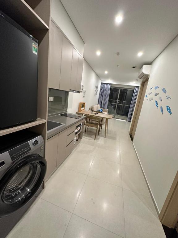 Kuchyň nebo kuchyňský kout v ubytování The Song Apartment Vung Tau Sea view