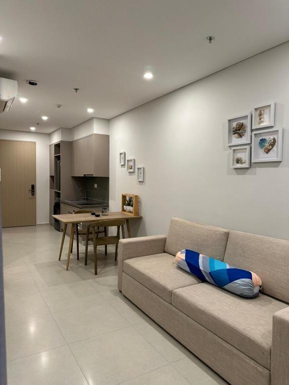 TV a/nebo společenská místnost v ubytování The Song Apartment Vung Tau Sea view