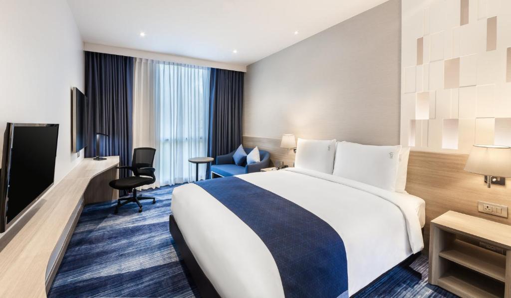 Holiday Inn Express Bangkok Soi Soonvijai by IHG - Resim 41