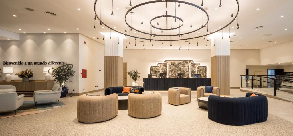 Ilunion Les Corts Spa - Resim 14