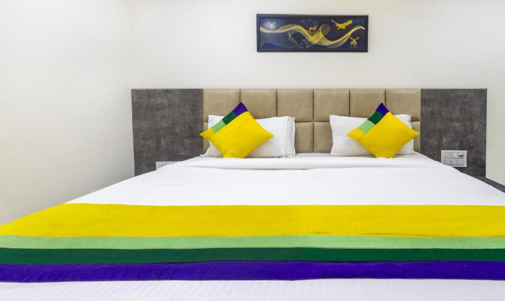 Postel nebo postele na pokoji v ubytování Itsy Hotels Signature, Nehru Nagar