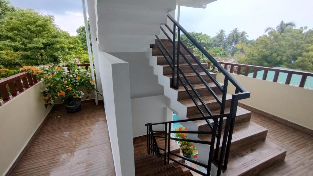 Balkón nebo terasa v ubytování Madi Grand Maldives