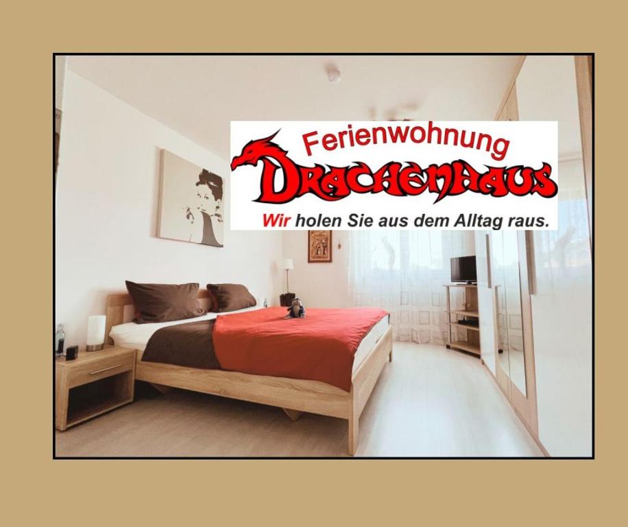 Postel nebo postele na pokoji v ubytování Ferienwohnung Drachenhaus WIR holen Sie aus dem Alltag raus