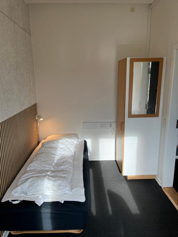 Postel nebo postele na pokoji v ubytování rooms for rent Andersen Invest