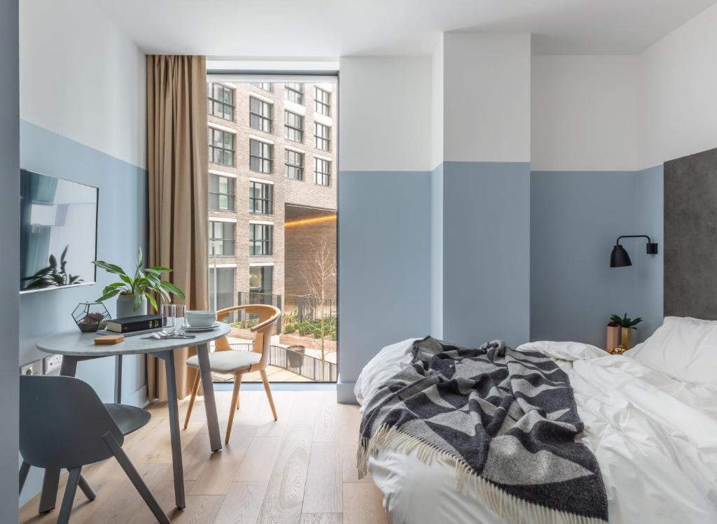 
Micro-Studio Apartment
