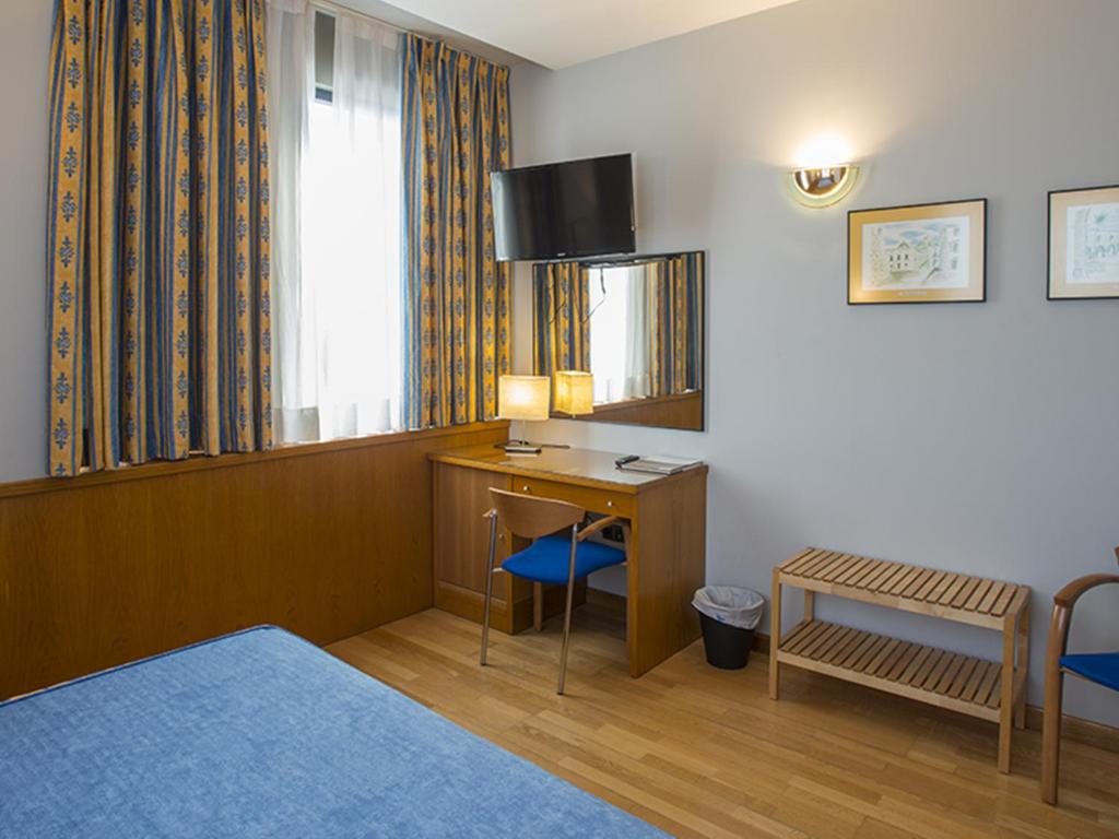 Encasa Hotel Almansa - Single Room