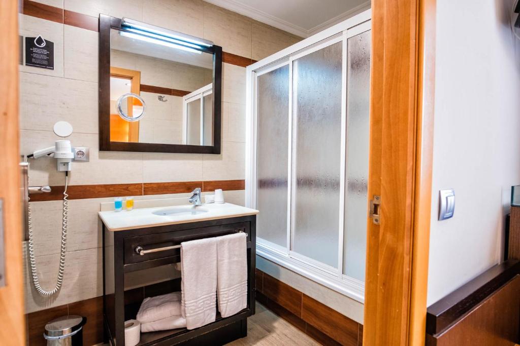 Hotel Alda Bonaval - Resim 15