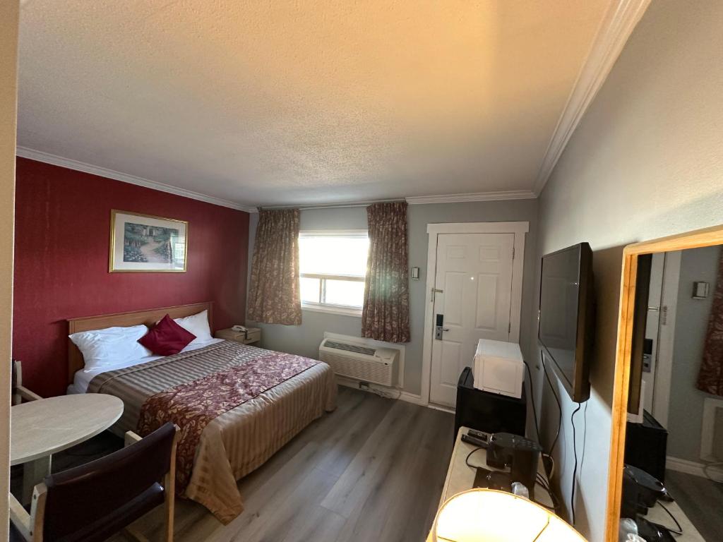 HOTEL CLASSIC COMFORT - Queen Room