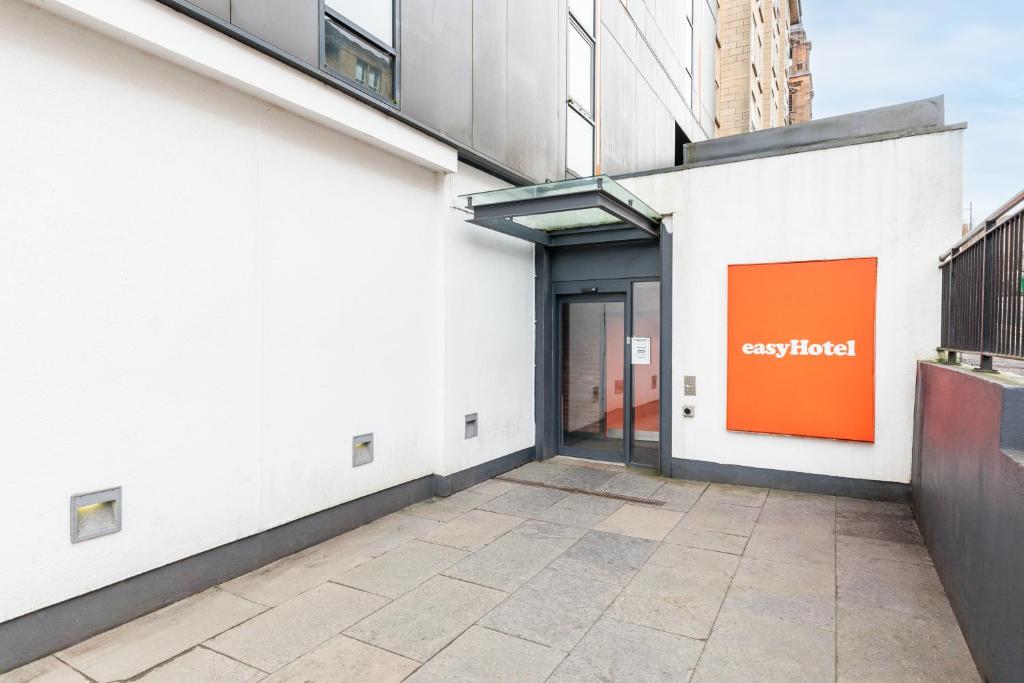 easyHotel Glasgow City - Resim 6