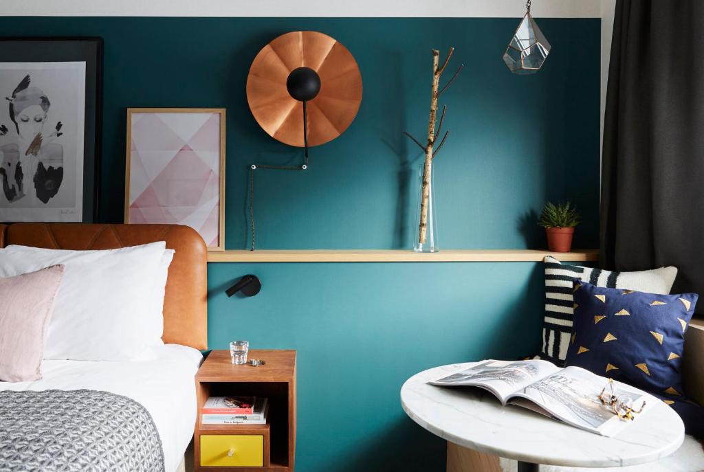 Travel Proud Sustainability certification Hotel Indigo Antwerp City Centre by IHG - Standaard Tweepersoonskamer Met Twee Eenpersoonsbedden