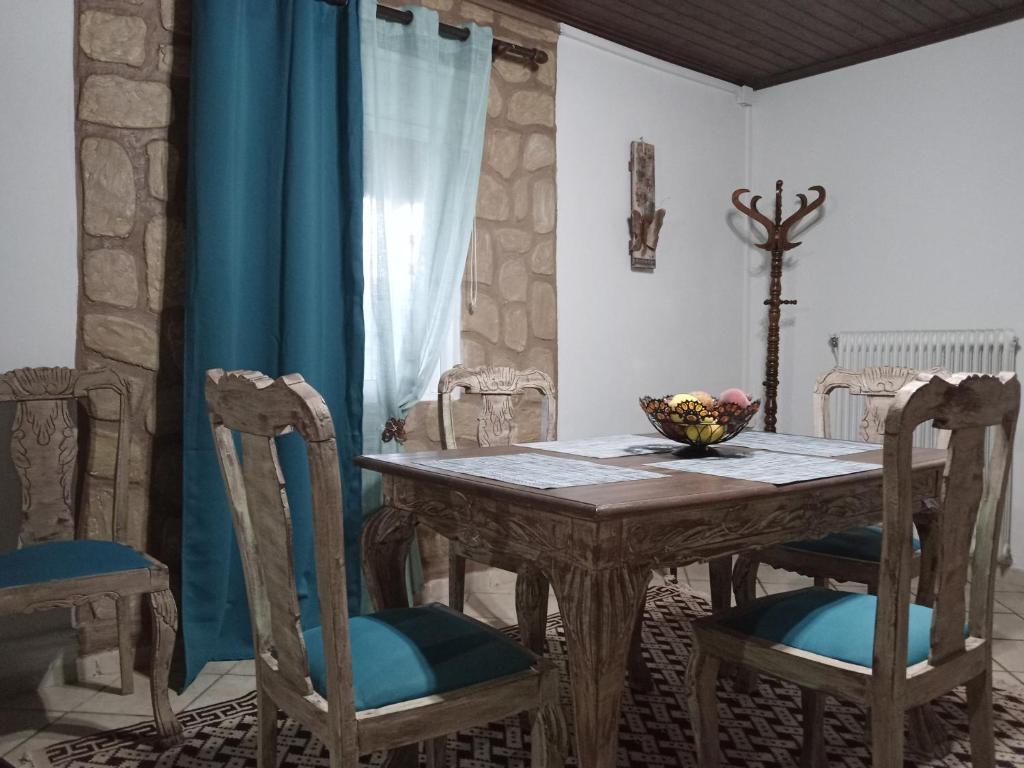 Fotografia z galérie ubytovania Elaias Gea -Kalampaka v destinácii Kalabaka