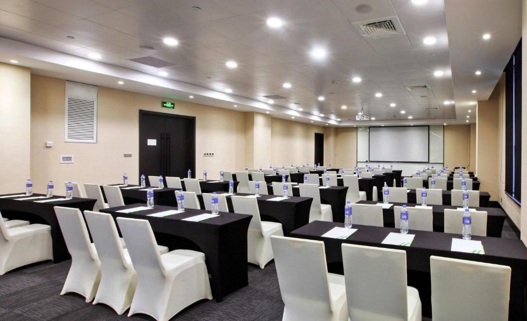 Konferenční prostory v ubytování Crowne Plaza Shanghai Jinshan by IHG