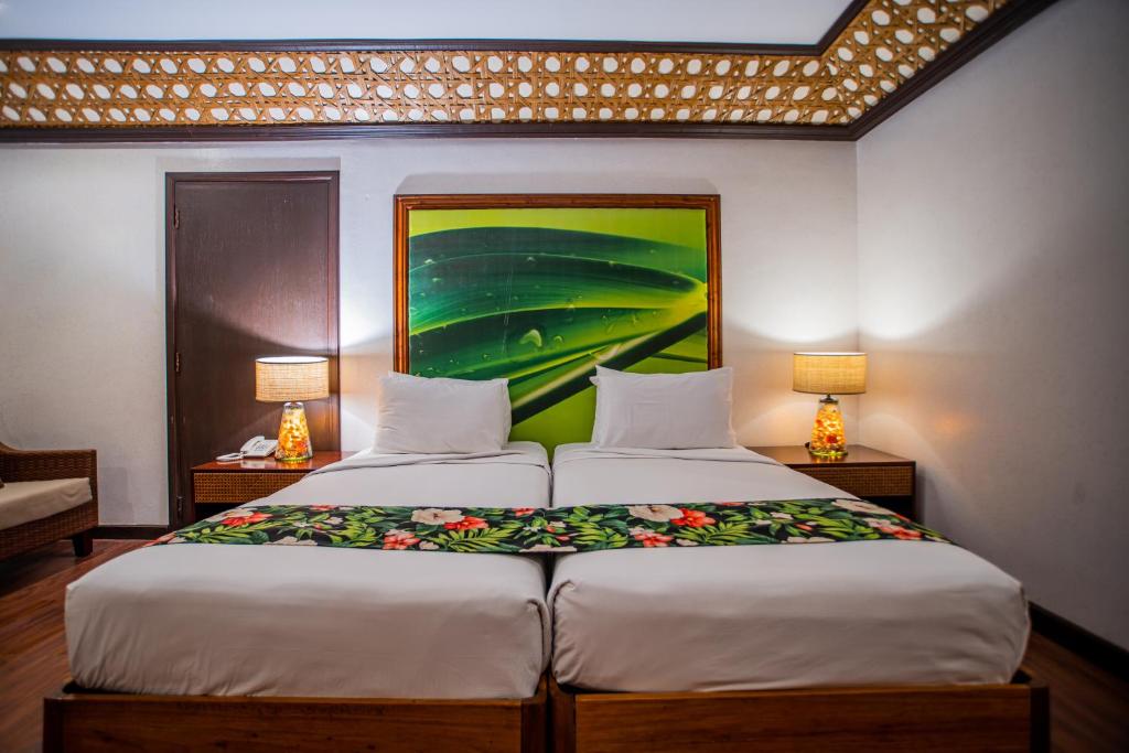 Club Agutaya - Deluxe Twin Room