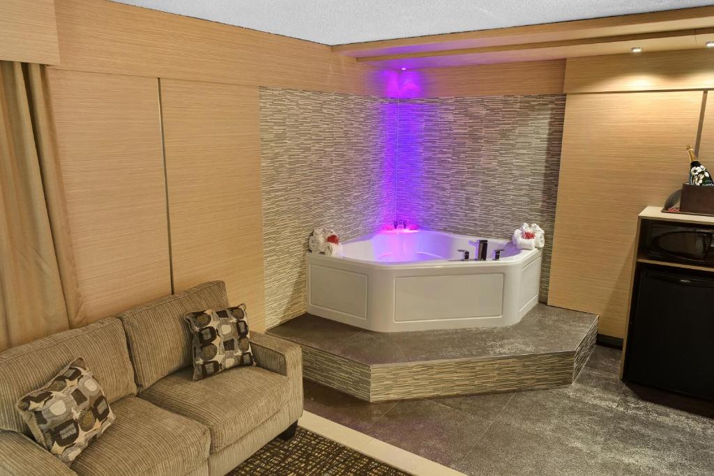 Ocean Beach Palace - Honeymoon Suite With Spa Bath