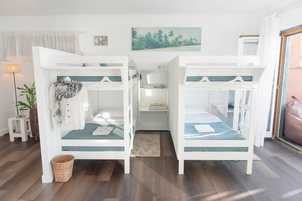 Laneez Ericeira Surf House - 7