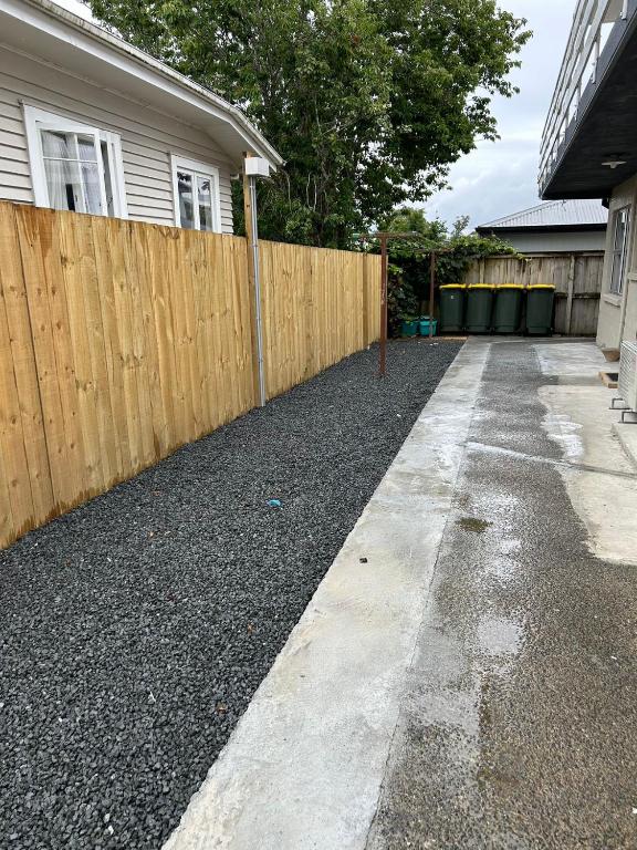 Avon Apartments - Resim 13