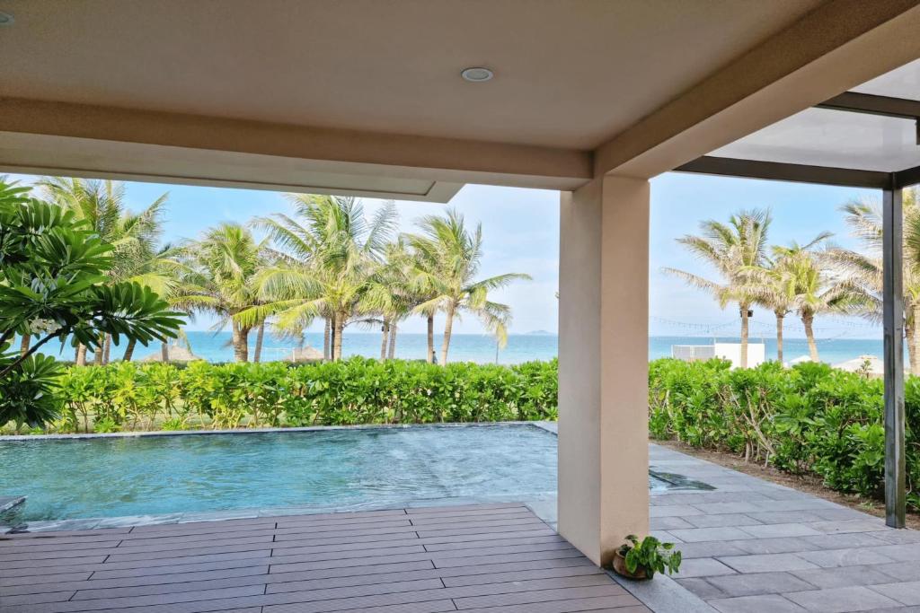 đặt biệt thự biển Nha Trang