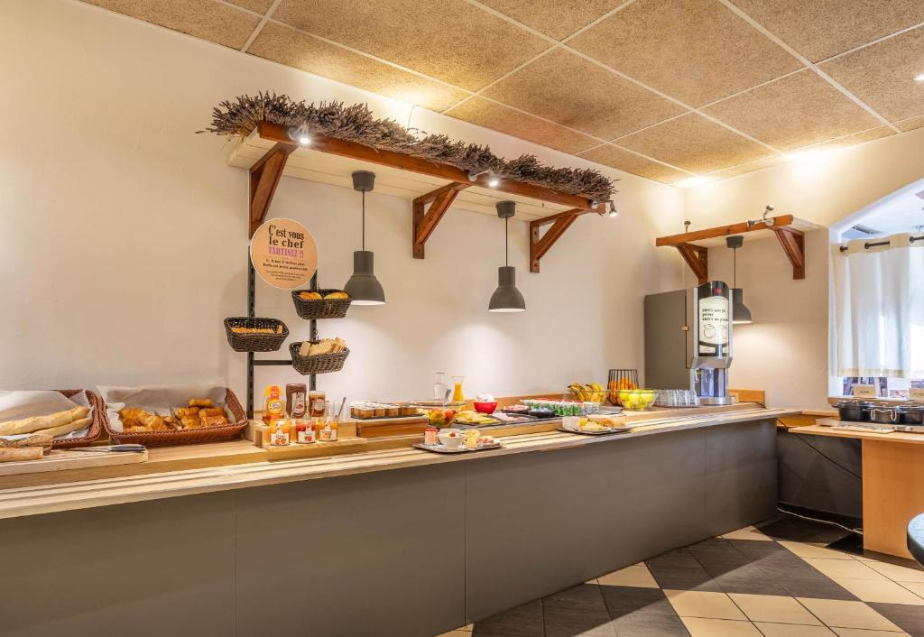 B&B HOTEL Marseille La Valentine Porte d'Aubagne - Resim 9