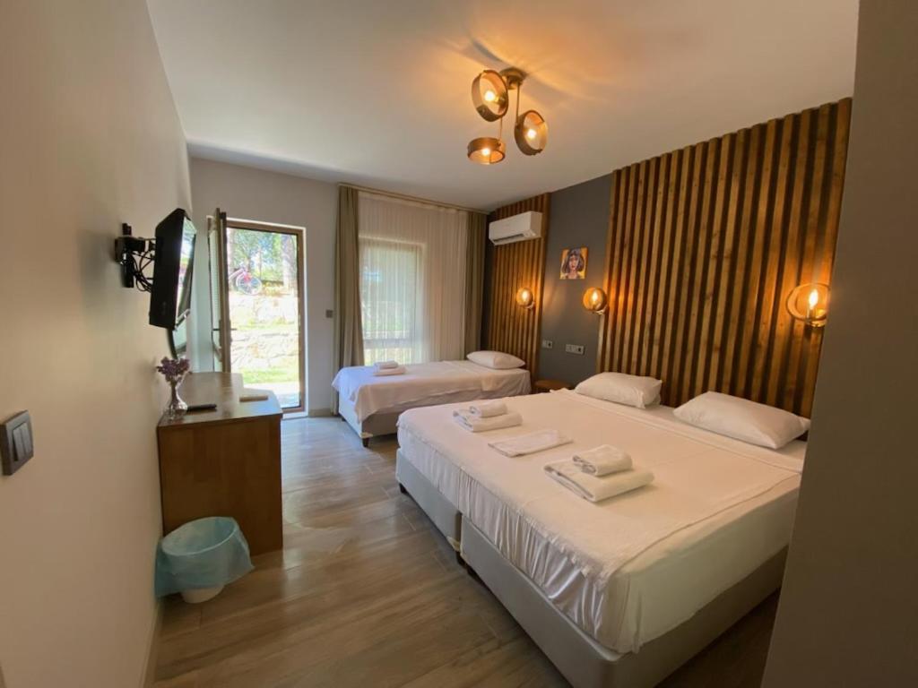 Elyada Otel ve Bağ Evi 8 Yaş Üstü