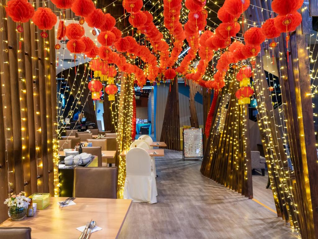 VELA Dhi GLOW Pratunam - Resim 34