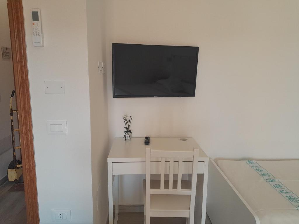 TV a/nebo společenská místnost v ubytování CASA FANNI- rooms