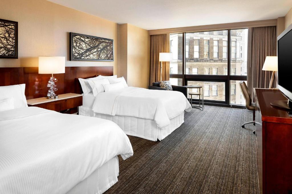 The Westin Cincinnati - Quarto De Hóspedes, 2 Dupla, Vista Quadrada Da Fonte