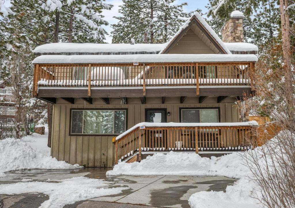 LAKEVIEW TROUT N ABOUT - Close to Lake and Slopes - Housity
